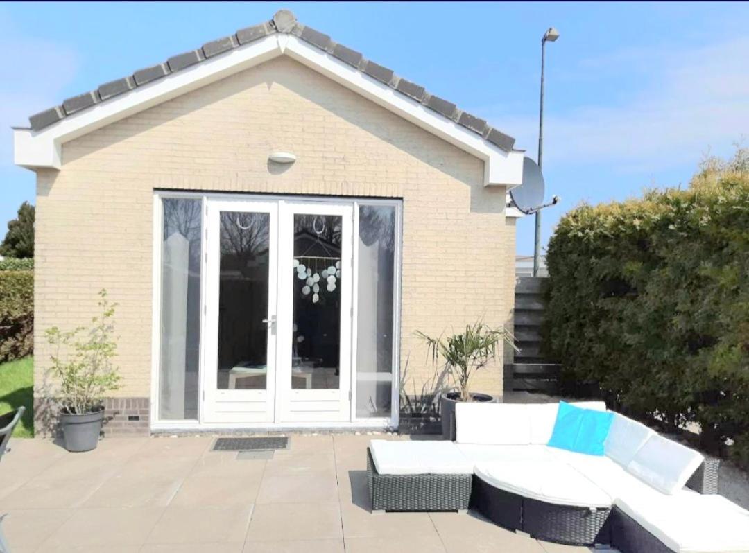 Huisje Finn, Met Grote Tuin En Veel Privacy Dirkshorn Eksteriør billede